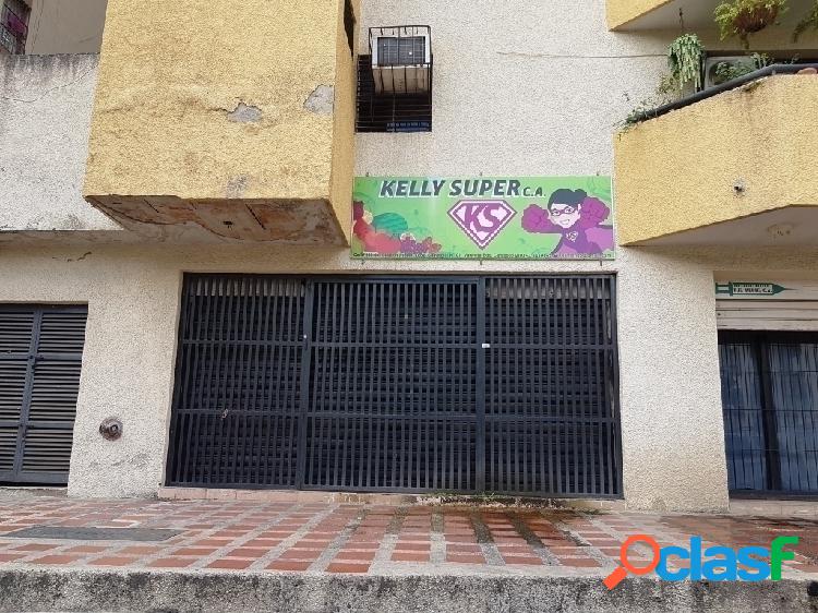Se vende Local Comercial a dos cuadras de la Av. Bolívar