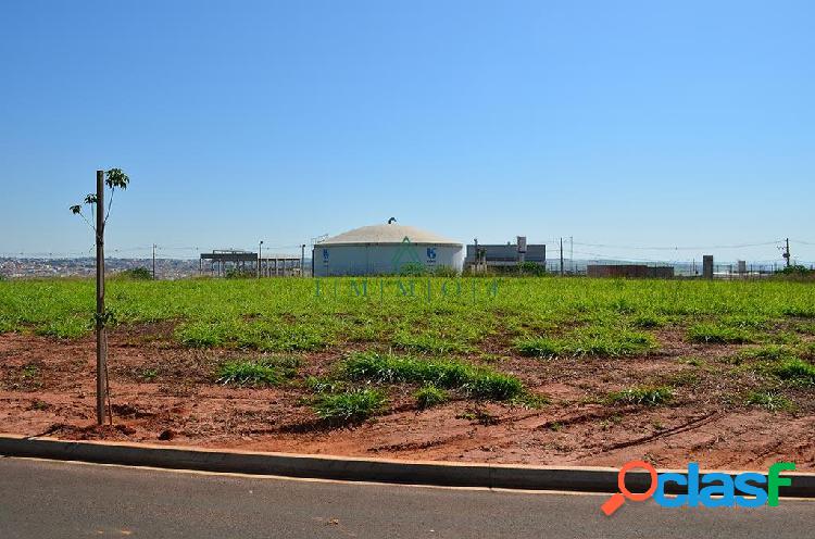 Terreno industrial localizado no Portal Castelo Branco em