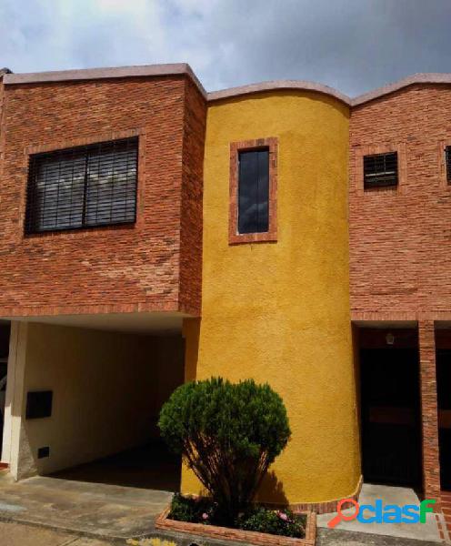 Townhouse en Venta Urb. Turpial Naguanagua