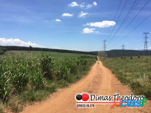 VD. EXCELENTE ÁREA 1.800.000 M² - FRENTE DUTRA - TAUBATÉ