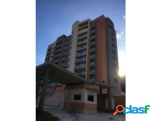 VENTA DE APARTAMENTO EN RESIDENCIAS LA PEDREGOSA NAGUANAGUA