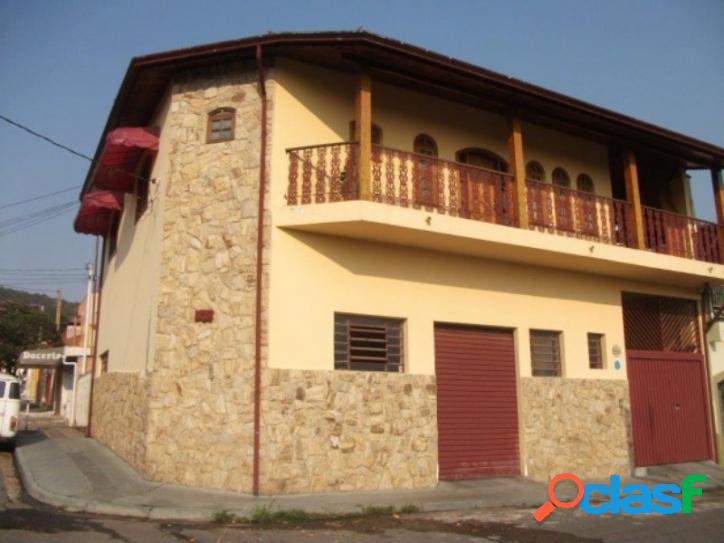 CASA NO JUNDIAINÓPOLIS