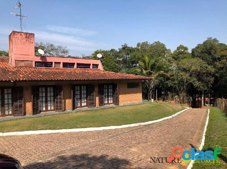 Fazendinha - 6.500 m², 5 sts, 2 piscinas, hóspedes,