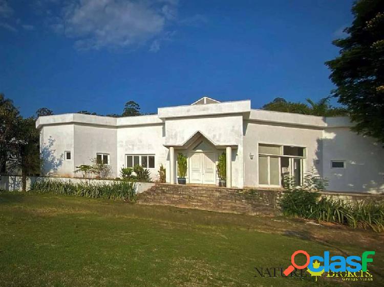 Fazendinha - R Uruana AT 3.500 m² ! 5 sts, piscina, salão!