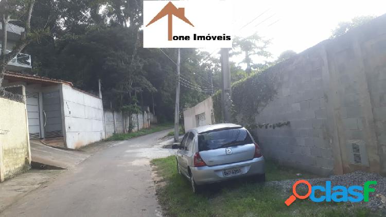 Terreno com 1.580 M² no bairro Jacarandás - Arujá