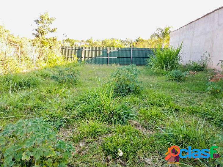 Ótimo Lote em Condomínio na Vereda da Cruz próximo a