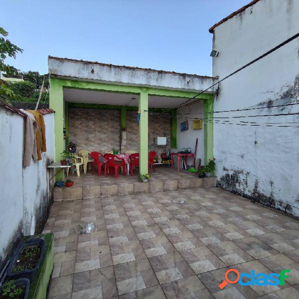 Casa com 3 dormitórios em Aparecida SP