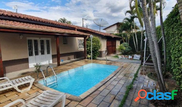 Casa com piscina no Beira Rio em Guaratinguetá SP