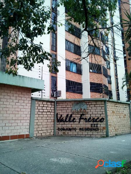 BELLO APARTAMENTO EN VENTA CON POZO URB. LA GRANJA