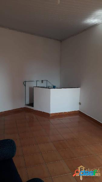 CÓD: 0033 - Linda casa com ótima localização