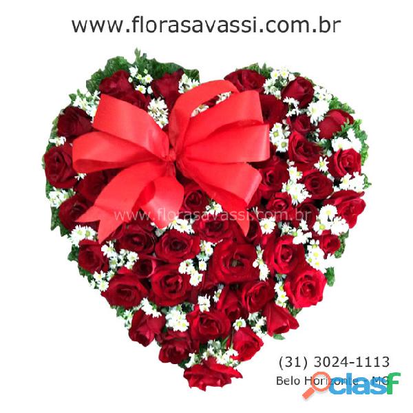 Floricultura Taquaraçu de Minas entrega flores, cesta café