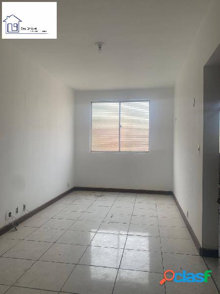 Apartamento de 2 quartos no camorim - Estrada dos