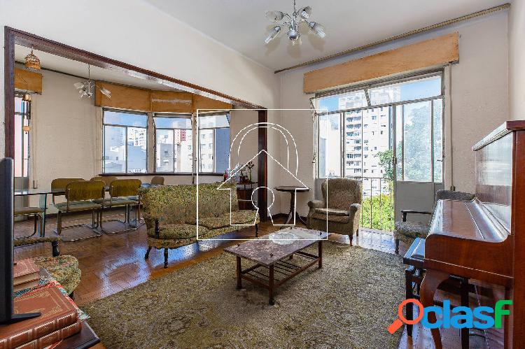 Apartamento de 4 dormitórios à venda, 131m² por R$