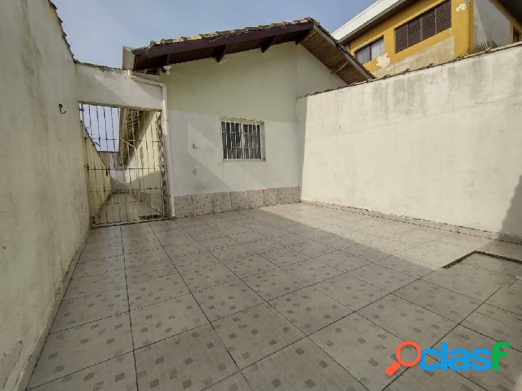 Casa 3dormitórios (Lado Praia) R$1.300,00 em Mongaguá na