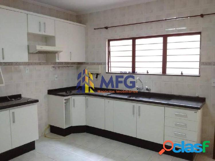 Excelente Sobrado de Esquina – Votorantim/SP
