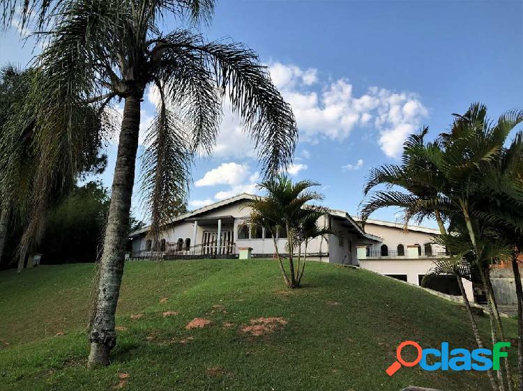 Fazendinha - Oportunidade! AT: 2.500 m²! P/ REFORMAR!