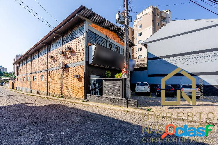 Galpão a venda no bairro Água Verde em Blumenau SC