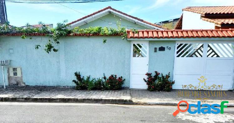 Linda Casa em Iguape 3 quartos, sala, cozinha, 2 banheiros,