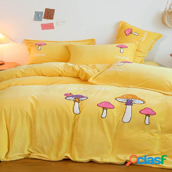 4 PCS Quente E Plus Cogumelos de Veludo Grosso 3D Bordado