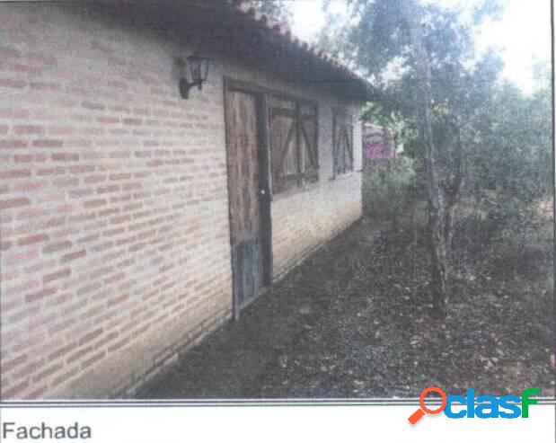 Casa com 2 quartos em Felixlândia MG