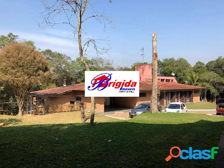 Fazendinha - 6.500 m², 5 sts, 2 piscinas, casa de