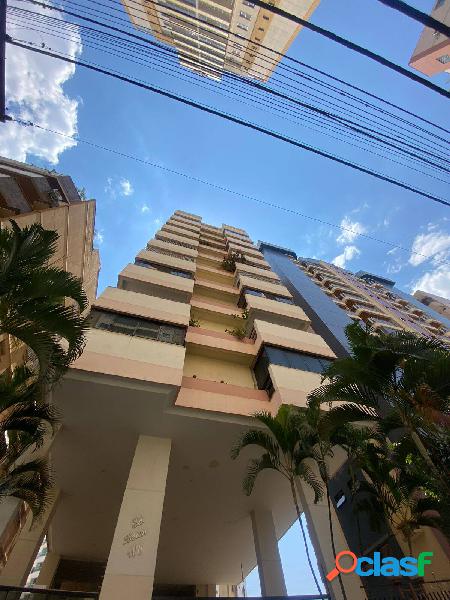 Apartamento no Setor Oeste !! 140m !!