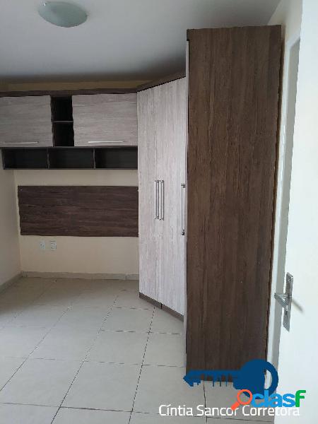 Apartamento com duas vagas