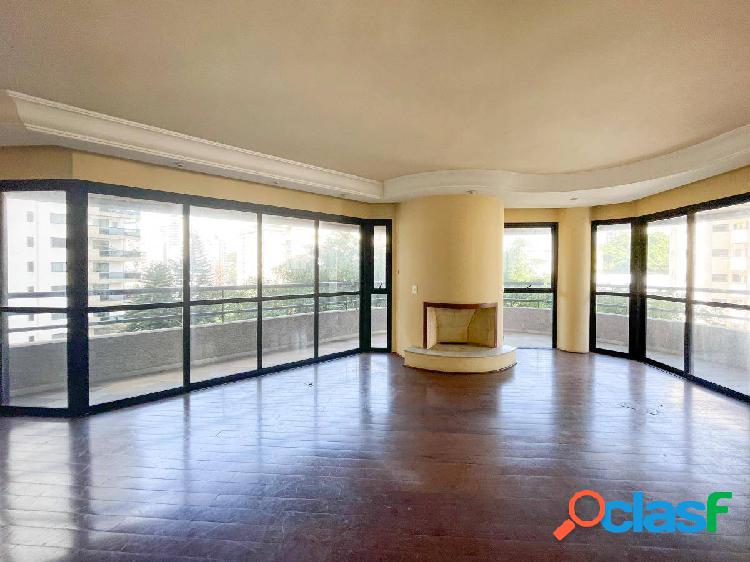 Apartamento com terraço - 215m² - 3 suítes - 4 Vagas