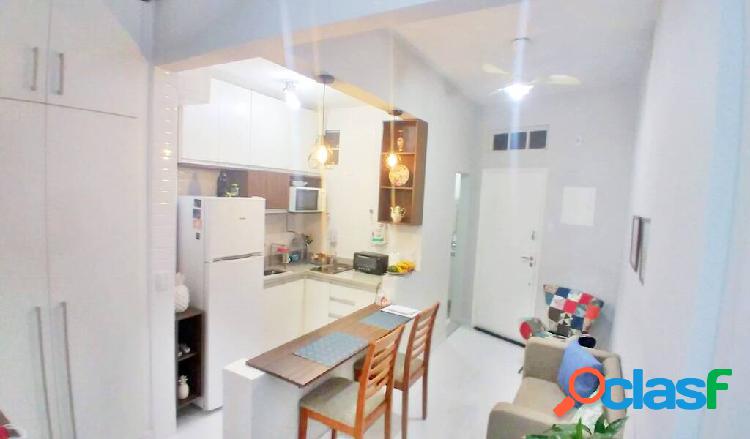 KITNET EM COPACABANA 35m2 RECÉM REFORMADO PORCELANATO