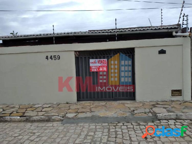 Vende-se ou aluga-se casa no bairro Bela Vista