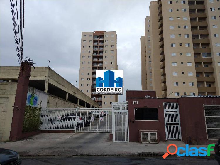 Apartamento de 02 Dormitórios em Santo André