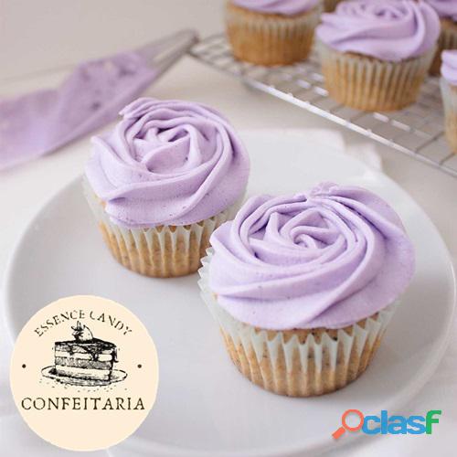 Cupcake com Cobertura de Chantilly Lílas Essence Candy