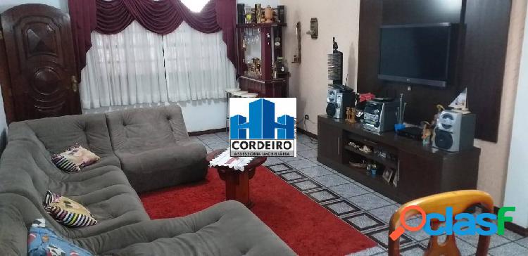 Sobrado de 04 Dormitórios em Santo André
