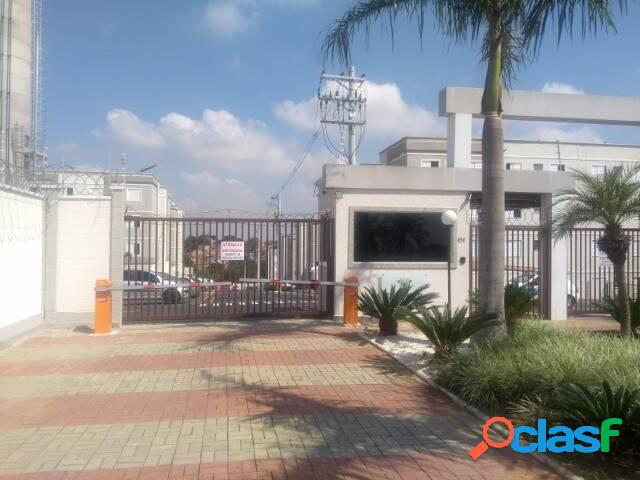 Apartamento no Residencial Parque Campo Pastore por R$