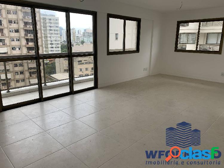 Apartamento à venda com 135 m², 3 quartos e 1 vaga