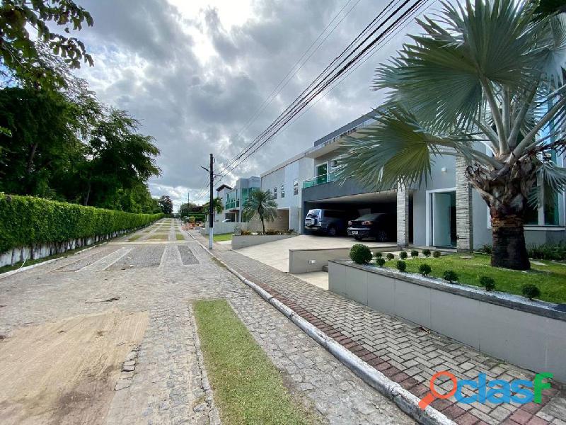 Casa Alto Padrão em Condomínio com Marina em Maria