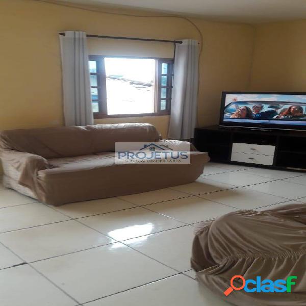 Vendo Casa 200 m², 2 Dorm, 3 Vagas e Edicula no Jardim