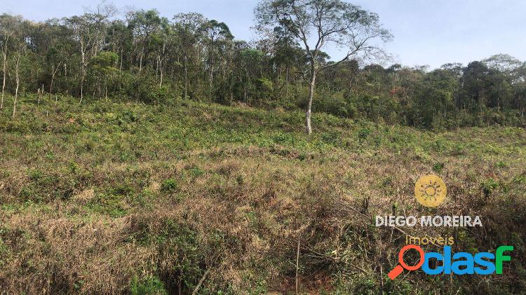 Terreno á venda em Mairiporã com 975 M²