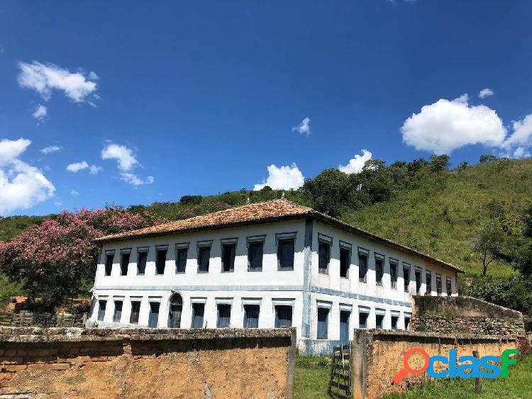 Fazenda Histórica De 175 Alqueires À Venda Em Lagoinha/SP