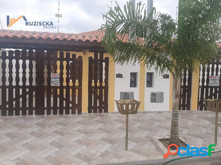Casa com 3 dormitórios a venda em Itanhaém SP