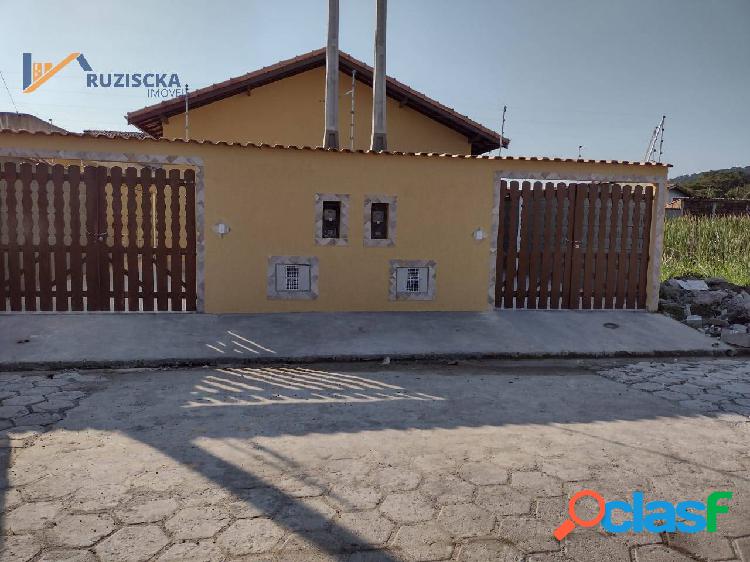 Casa Geminada com piscina a venda no Sion praia de Itanhaém