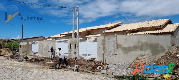 Casa nova com piscina 3 dormitórios em Itanhaém- Cibratel