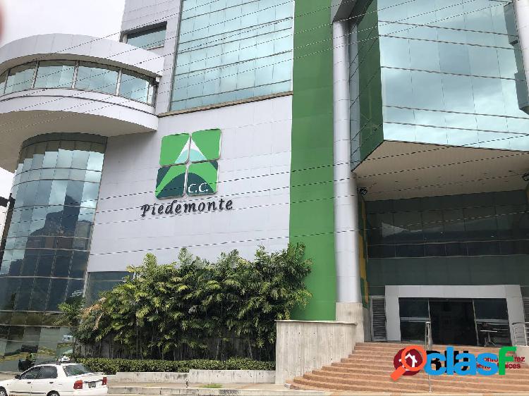 Local comercial en Alquiler C.C Pie de Monte