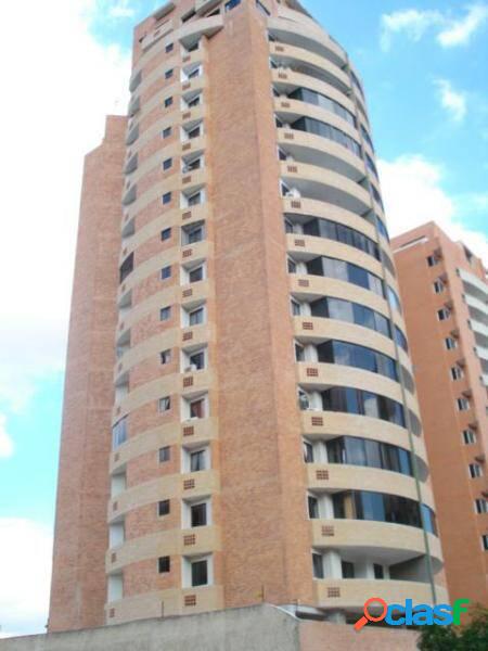 Venta apartamento amoblado El Parral (64m2) P.E.50%