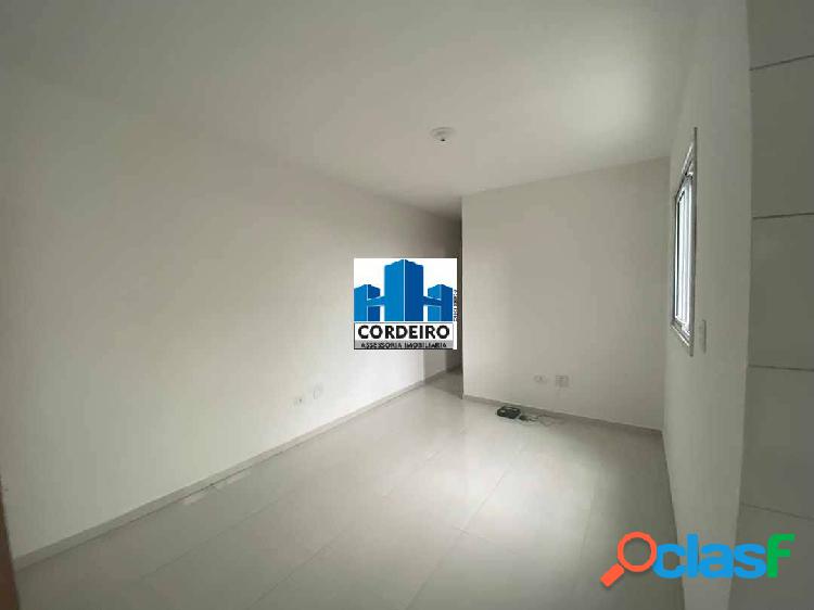 Apartamento sem Condomínio de 02 Dormitórios em Santo