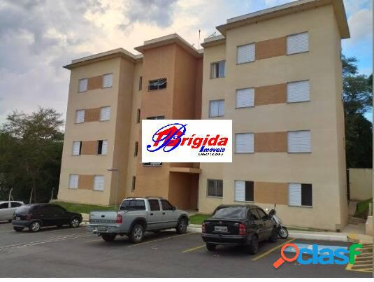 Apartamento no Condomínio Altos da Colina. Com 2