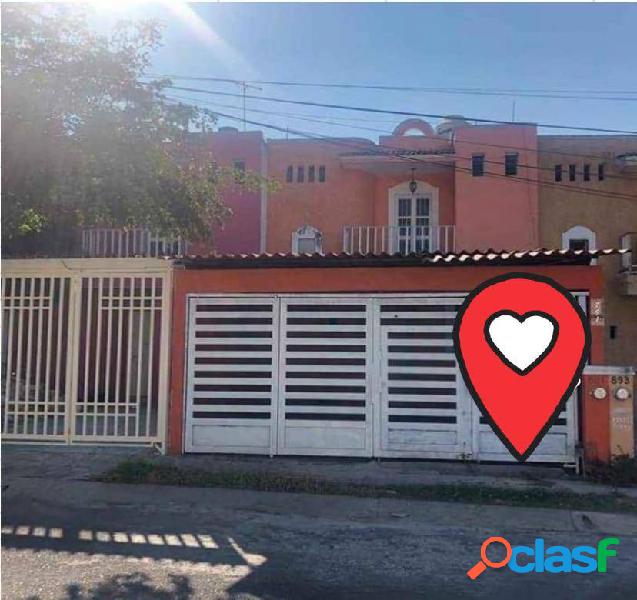 CASA EN VENTA EN FRACC. LOS OLIVOS VILLA DE ALVAREZ COLIMA