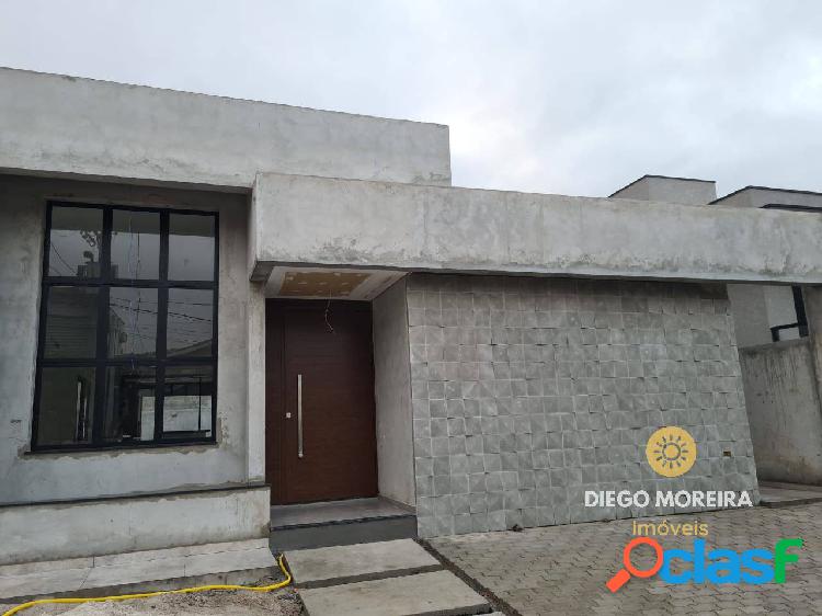 Casa á venda em condomínio com 3 suítes em Atibaia