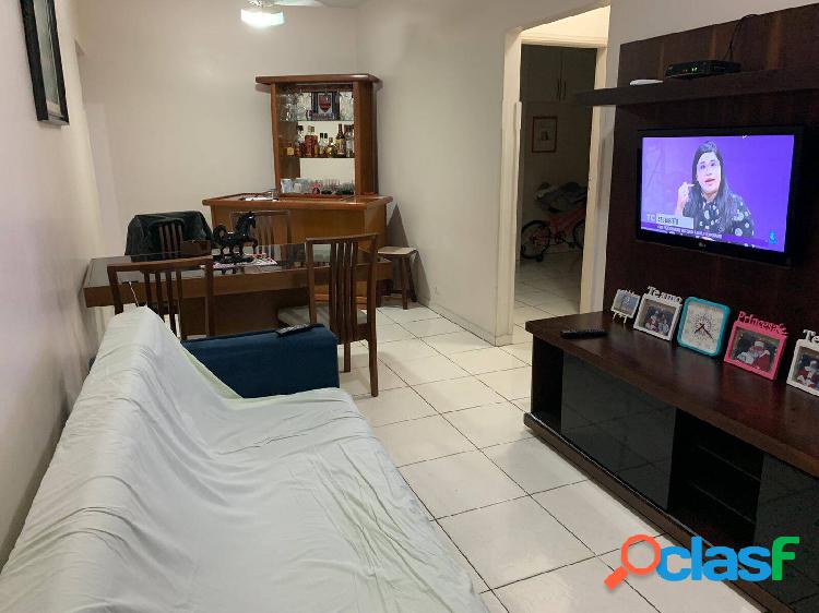 Apartamento de 2 dormitórios e 2 banheiros c/ lazer em