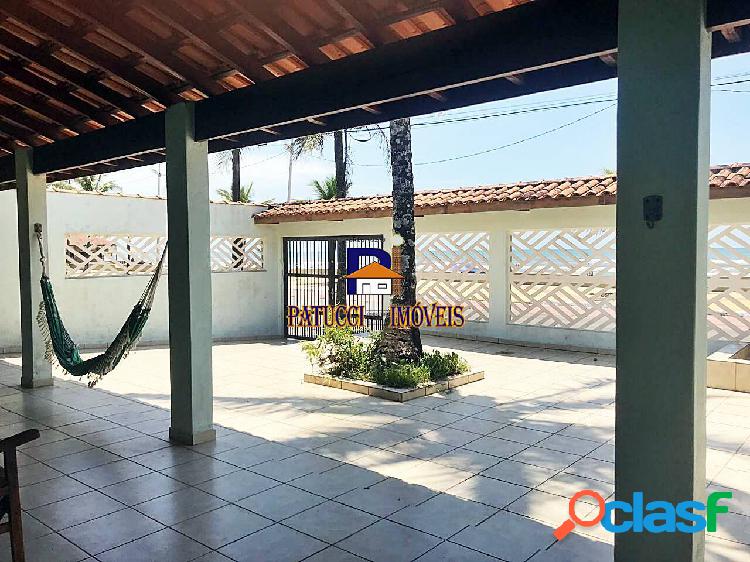 Linda Casa de Frente ao Mar